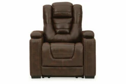 Owner's Box Living Room -FURNITURE shop 24505 13 CLSD HEAD ON SW P1 KO 1800x1800