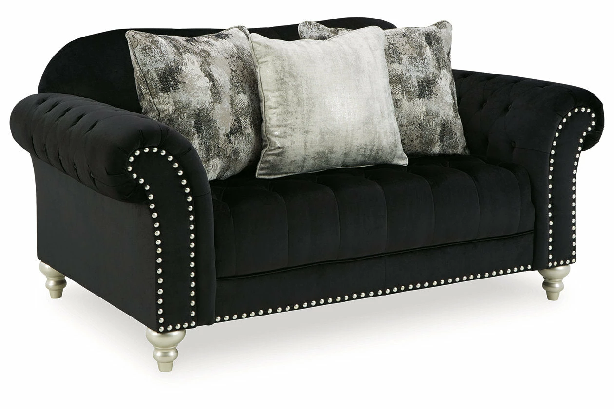 Harriotte Living Room 1 Harriotte Living Room