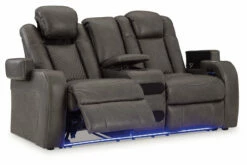 Fyne-Dyme Living Room 38 Fyne-Dyme Living Room -FURNITURE shop 36602 18 ANGLE OPEN ON SW P1 KO 1800x1800