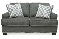 Locklin Living Room -FURNITURE shop 95904 35 HEAD ON SW P1 KO 1800x1800