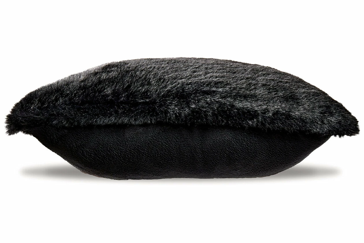 Gariland Pillows 2 Gariland Pillows - Image 2