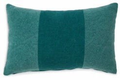 Dovinton Pillows