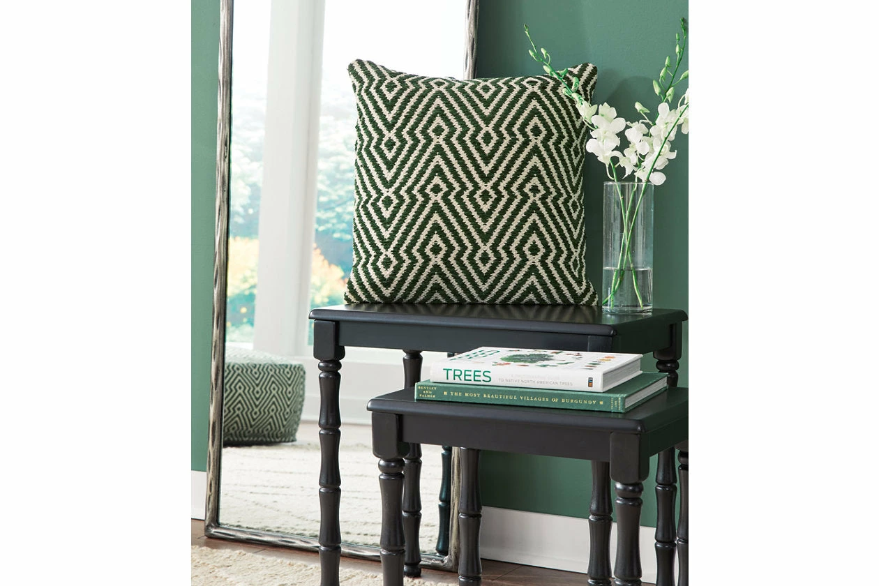 Digover Pillows 4 Digover Pillows - Image 4