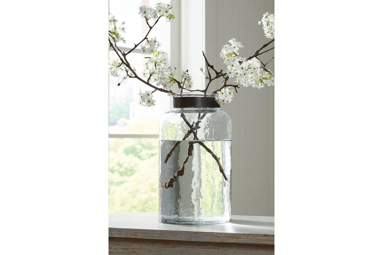 Lukasvale Vase 1 Lukasvale Vase