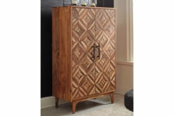Gabinwell Accent Cabinet -FURNITURE shop A4000267 10X8 CROP 1800x1800