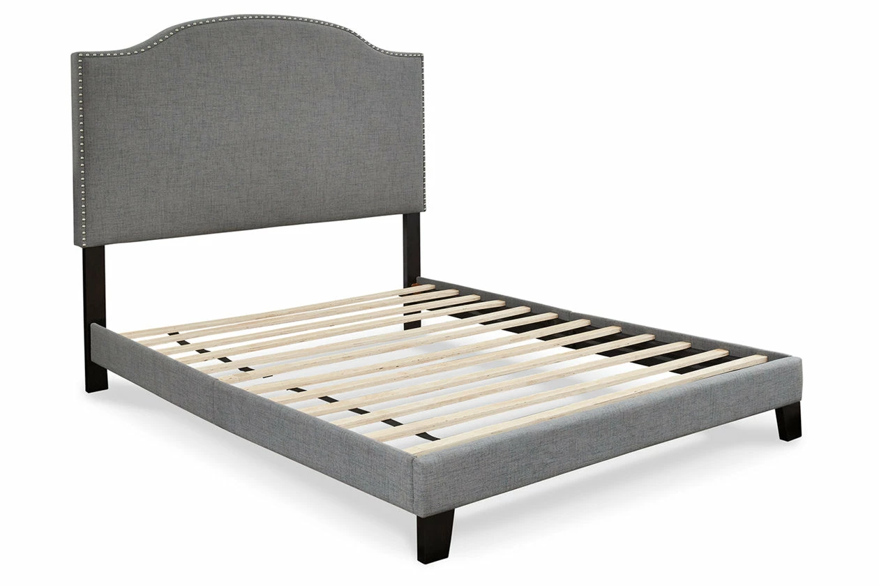 Adelloni Bedroom 11 Adelloni Bedroom - Image 11