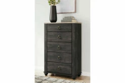 Nanforth Chest