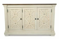 Bolanburg Dining Room -FURNITURE shop D647 60 HEAD ON SW QL