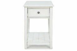 Kanwyn End Table -FURNITURE shop T937 3 HEAD ON SW P1 KO