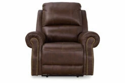 Freyeburg Living Room -FURNITURE shop U90214 06 HEAD ON SW P1 KO 1800x1800